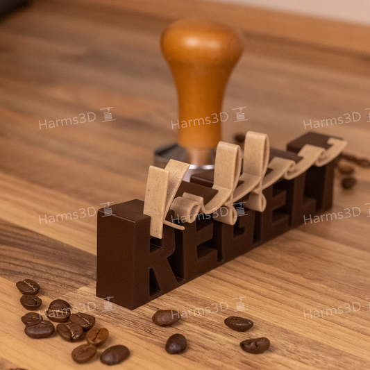 Deko Schriftzug „Kaffee Regelt“ für die Kaffeeecke